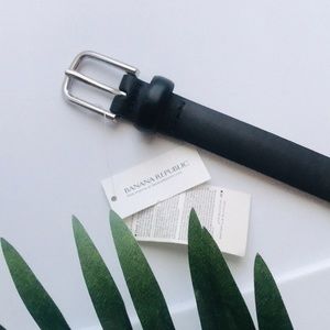 Banana Republic Skinny Belt